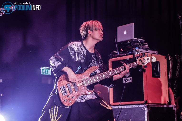 One Ok Rock op One Ok Rock - 10/12  - TivoliVredenburg foto