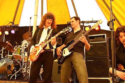 Barry Mc Cabe & Band op Bluesfestival Kwadendamme 2004 foto