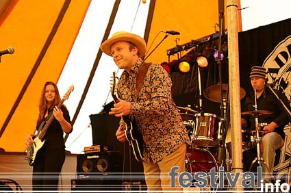 Little Boogie Boy Bluesband op Bluesfestival Kwadendamme 2004 foto