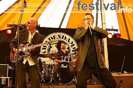 Paul Lamb & The Kingsnakes op Bluesfestival Kwadendamme 2004 foto