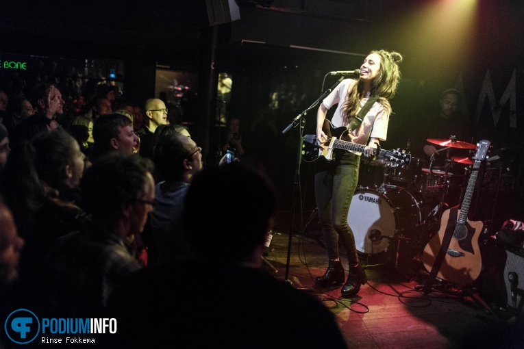 Amy Shark op Amy Shark - 25/01 - Bitterzoet foto