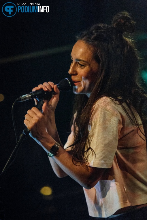 Amy Shark op Amy Shark - 25/01 - Bitterzoet foto