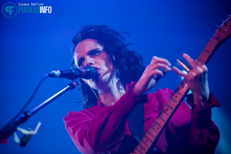 Anna Calvi op Anna Calvi - 23/01 - Melkweg foto