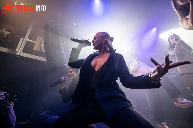 Daughters of Reykjavík op Eurosonic Noorderslag 2019 - woensdag foto