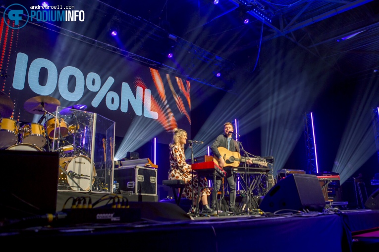 Suzan & Freek op 100% NL Awards - 7/2 - The Box foto