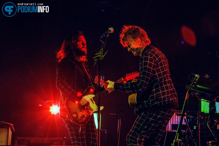 Neil Finn op Neil & Liam Finn - 25/01 - Paradiso foto