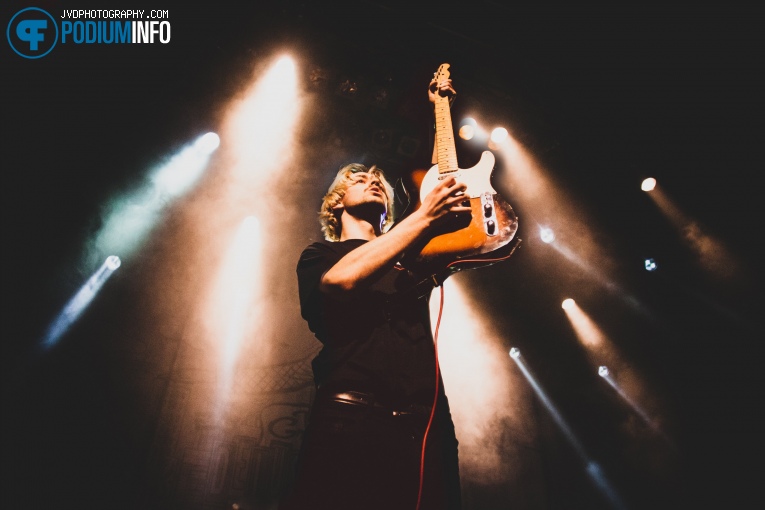 Parting Gift op Neck Deep - 30/01 - Effenaar foto