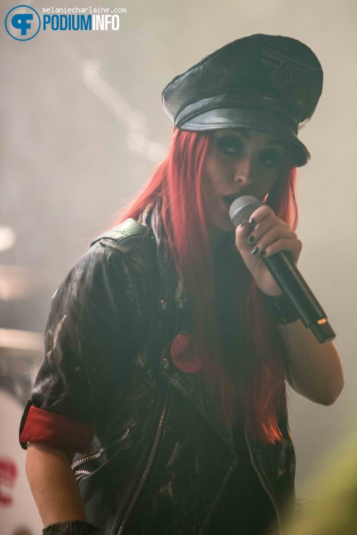 Follow The Cipher op Amaranthe / Follow The Cipher - 31/01 - Doornroosje foto