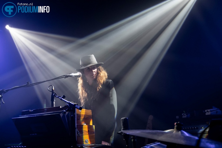 John J. Presley op Blood Red Shoes - 06/02 - Sugar Factory foto