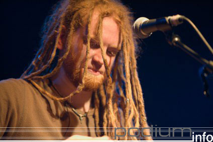 Newton Faulkner op Newton Faulkner - 16/4 - Melkweg foto