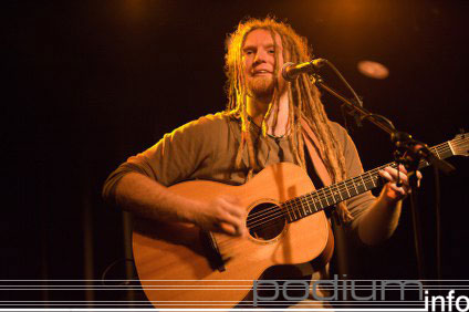 Newton Faulkner op Newton Faulkner - 16/4 - Melkweg foto
