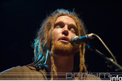 Newton Faulkner op Newton Faulkner - 16/4 - Melkweg foto
