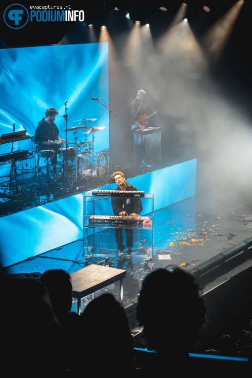 LANY op LANY - 14/02 - TivoliVredenburg foto