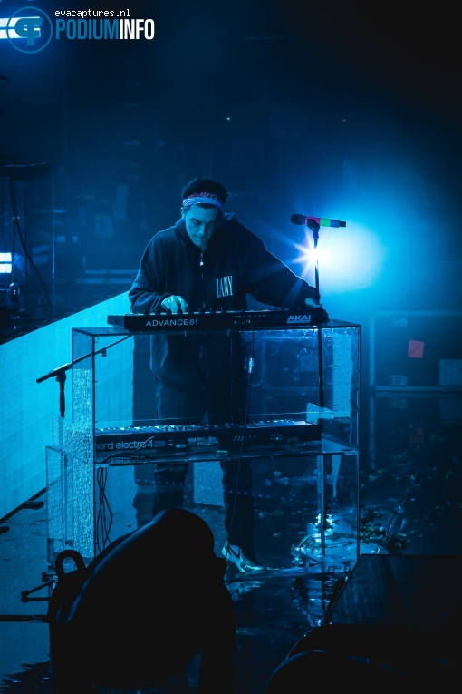 LANY op LANY - 14/02 - TivoliVredenburg foto