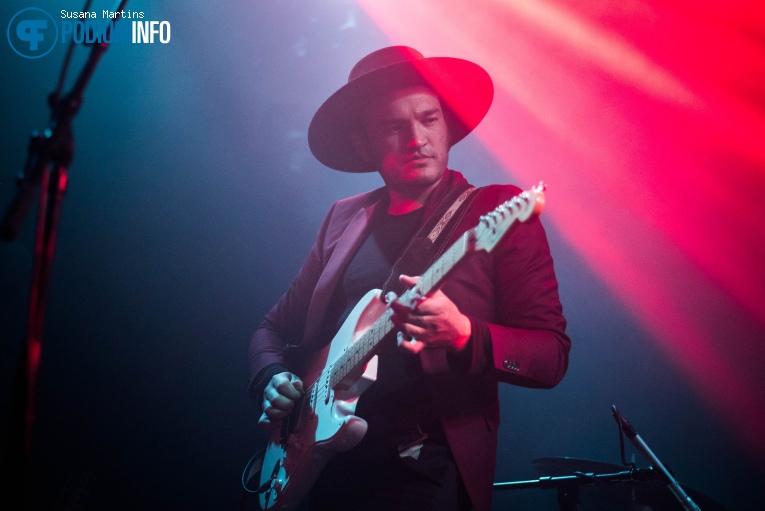 Night Beats op Night Beats - 15/02 - Paradiso foto