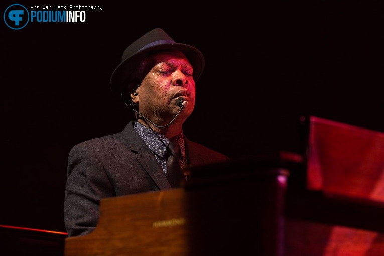 Booker T. Jones op Booker T. Jones - 15/02 - TivoliVredenburg foto