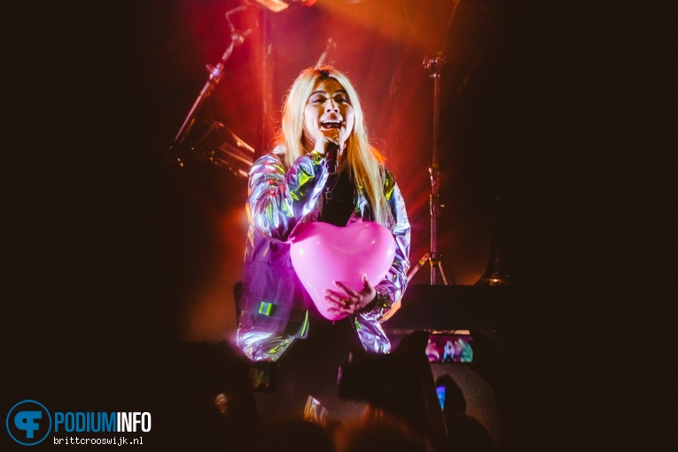 Hayley Kiyoko op Hayley Kiyoko - 19/02 - Paradiso foto