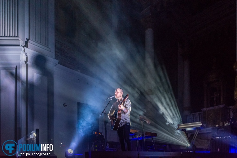Ásgeir op Ásgeir - 21/02 - De Duif foto