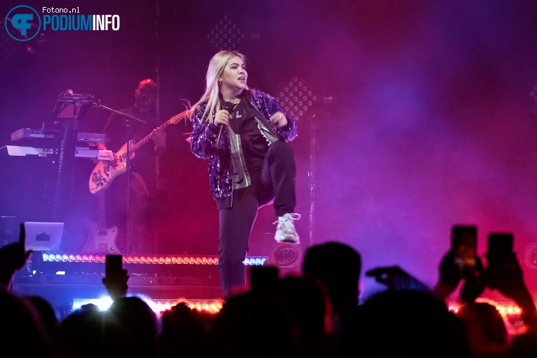 Hayley Kiyoko op Hayley Kiyoko - 21/02 - TivoliVredenburg foto