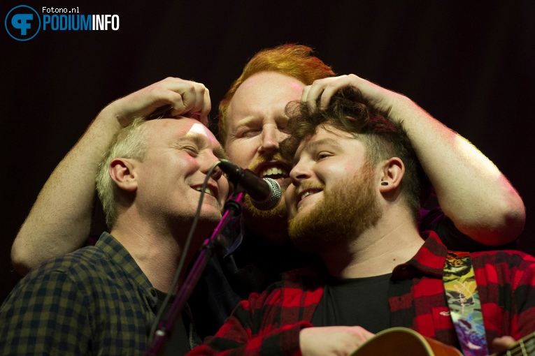 Saarloos op Gavin James - 23/02 - AFAS Live foto