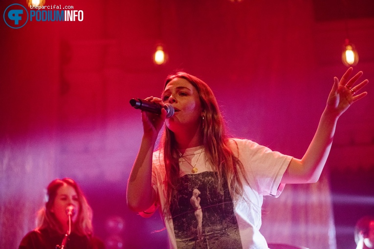 Maggie Rogers op Maggie Rogers - 25/02 - Paradiso foto