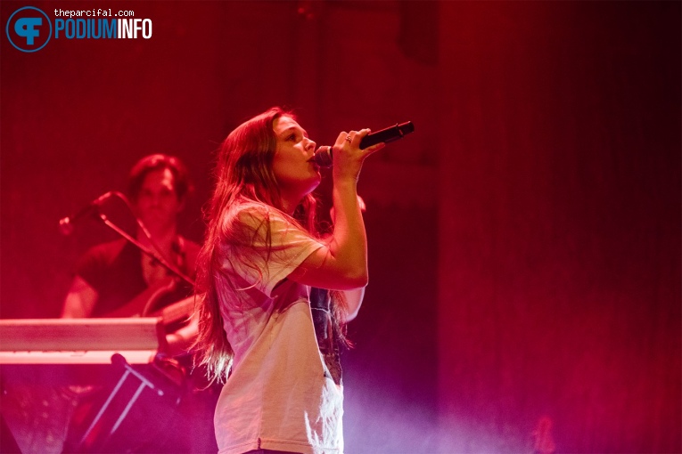 Maggie Rogers op Maggie Rogers - 25/02 - Paradiso foto