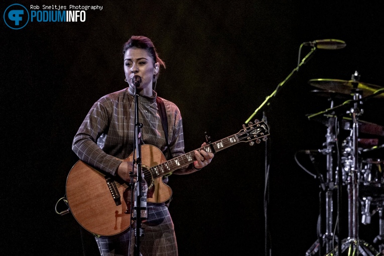Lucy Spraggan op Melissa Etheridge - 26/02 - 013 foto