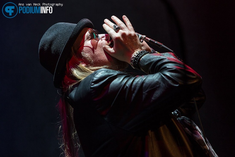 Johan Derksen op Johan Derksen Keeps The Blues Alive - 28/02 - Q-Factory foto