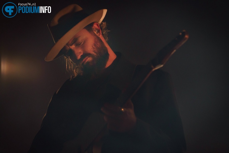RY X op RY X - 01/03 - Paradiso foto
