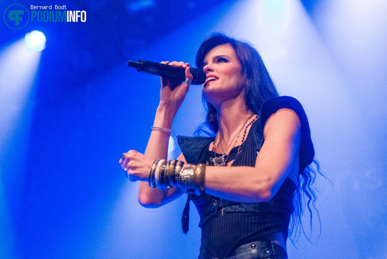 Visions Of Atlantis op Kamelot - 08/03 - Doornroosje foto