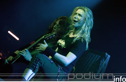 Arch Enemy op Arch Enemy - 19/4 - Melkweg foto