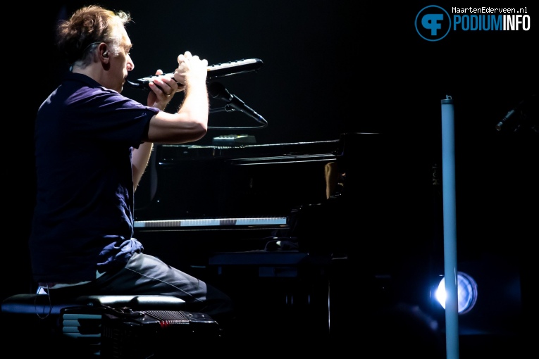 Yann Tiersen op Yann Tiersen - 04/03 - TivoliVredenburg foto