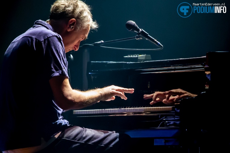Yann Tiersen op Yann Tiersen - 04/03 - TivoliVredenburg foto