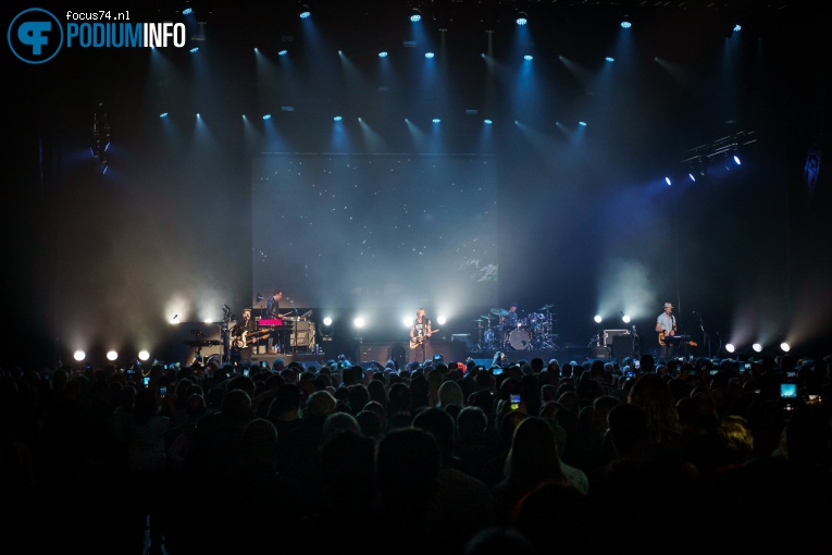 Keith Urban op Country 2 Country - 04/03 - AFAS Live foto