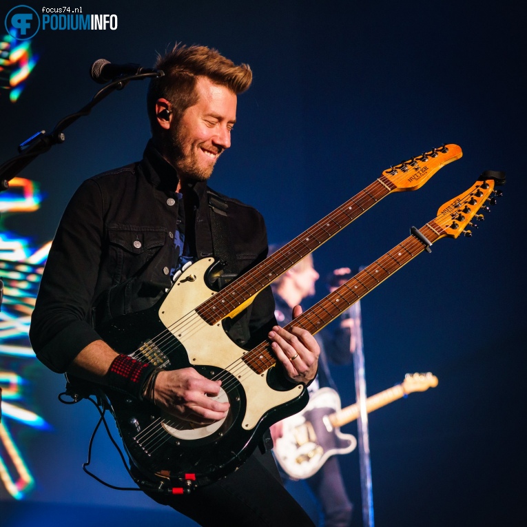 Keith Urban op Country 2 Country - 04/03 - AFAS Live foto