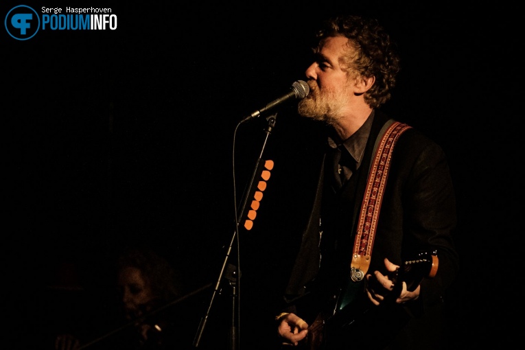 Glen Hansard op Glen Hansard - 07/03 - Koninklijk Theater Carré foto