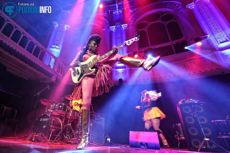 Foto Nik West op Nik West - 13/03 - Paradiso