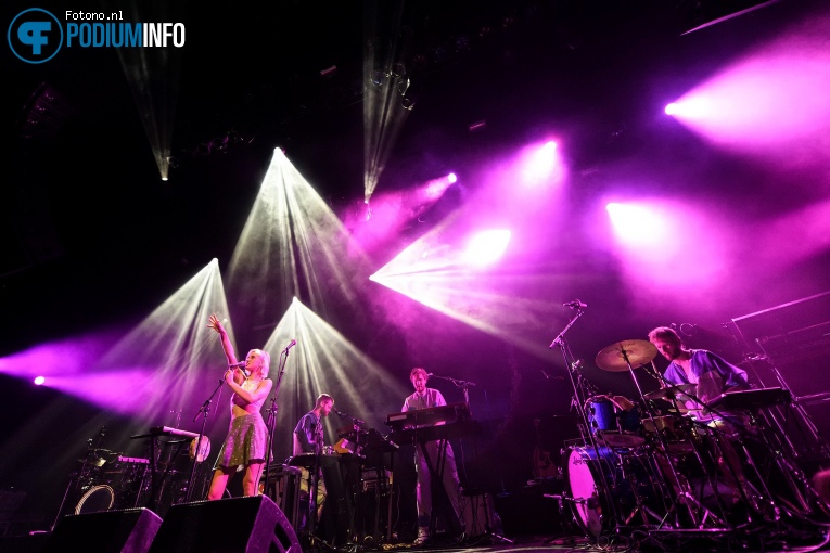 Sheila & the Kit op Jess Glynne - 15/03 - TivoliVredenburg foto