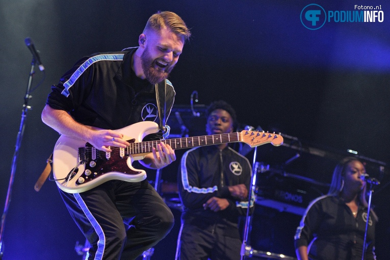 Jess Glynne op Jess Glynne - 15/03 - TivoliVredenburg foto