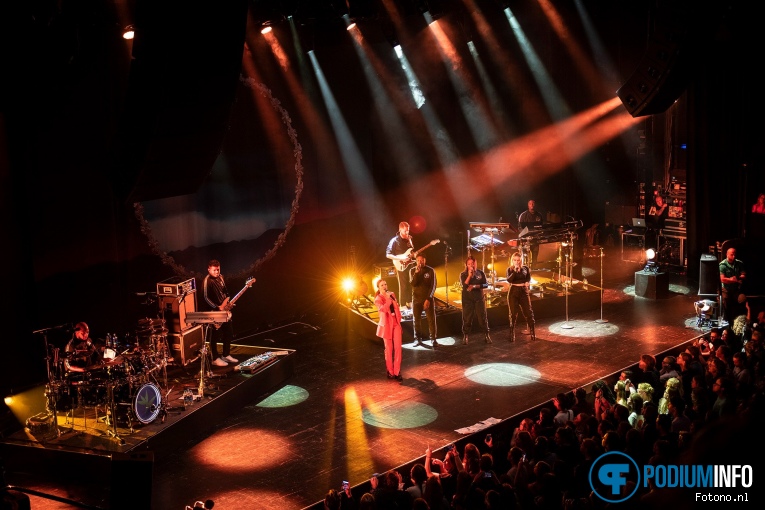 Jess Glynne op Jess Glynne - 15/03 - TivoliVredenburg foto