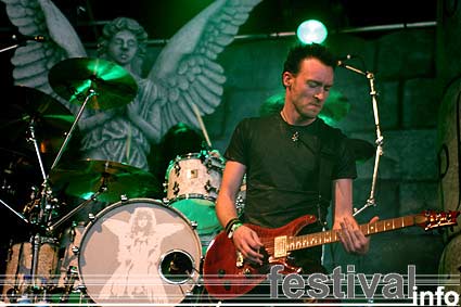 Foto Within Temptation op Dauwpop 2004