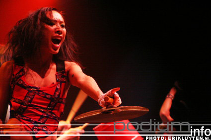 Gogol Bordello op Gogol Bordello - 21/4 - 013 foto