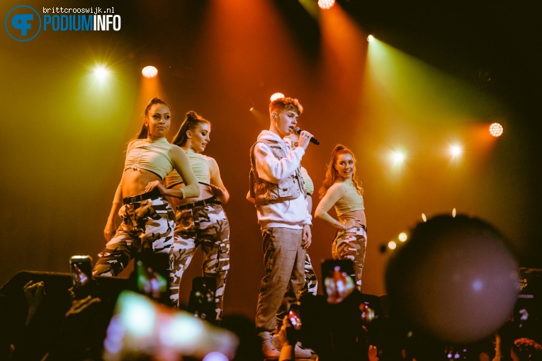 HRVY op HRVY - 26/03 - Melkweg foto