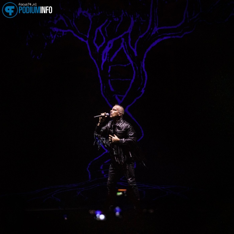 Eros Ramazzotti op Eros Ramazzotti - 03/04 - Ziggo Dome foto