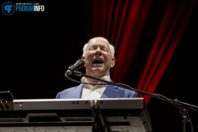 Joe Jackson op Joe Jackson - 04/04 - TivoliVredenburg foto