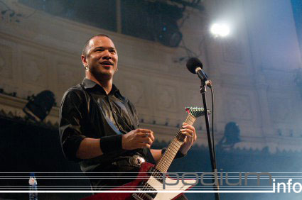 Danko Jones op Danko Jones - 24/4 - Paradiso foto