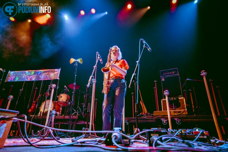 Helado Negro op Beirut - 08/04 - TivoliVredenburg foto