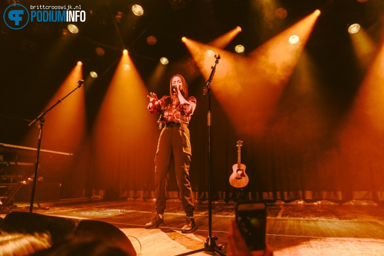Stefania op Max & Harvey - 11/04 - Melkweg foto