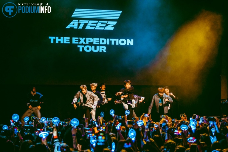 ATEEZ op ATEEZ - 12/04 - Q-Factory foto