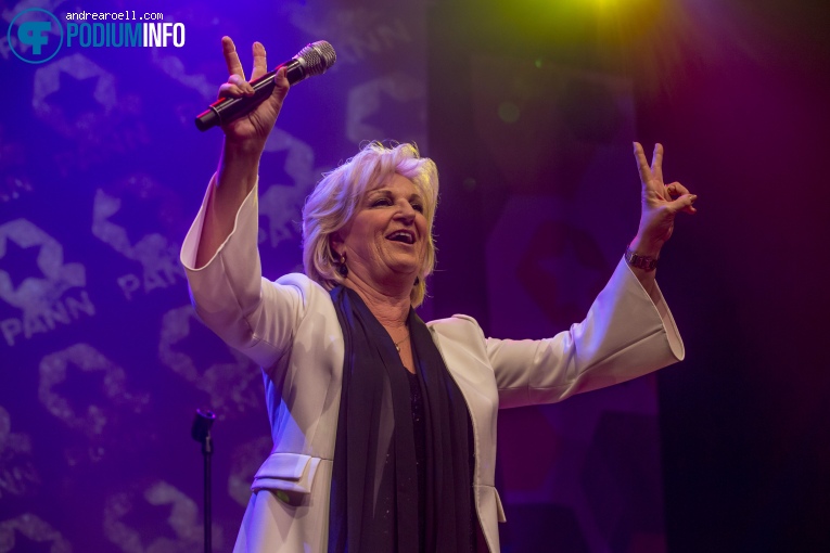 Anita Meyer op Pann Fundraiser - 14/04 - TivoliVredenburg foto